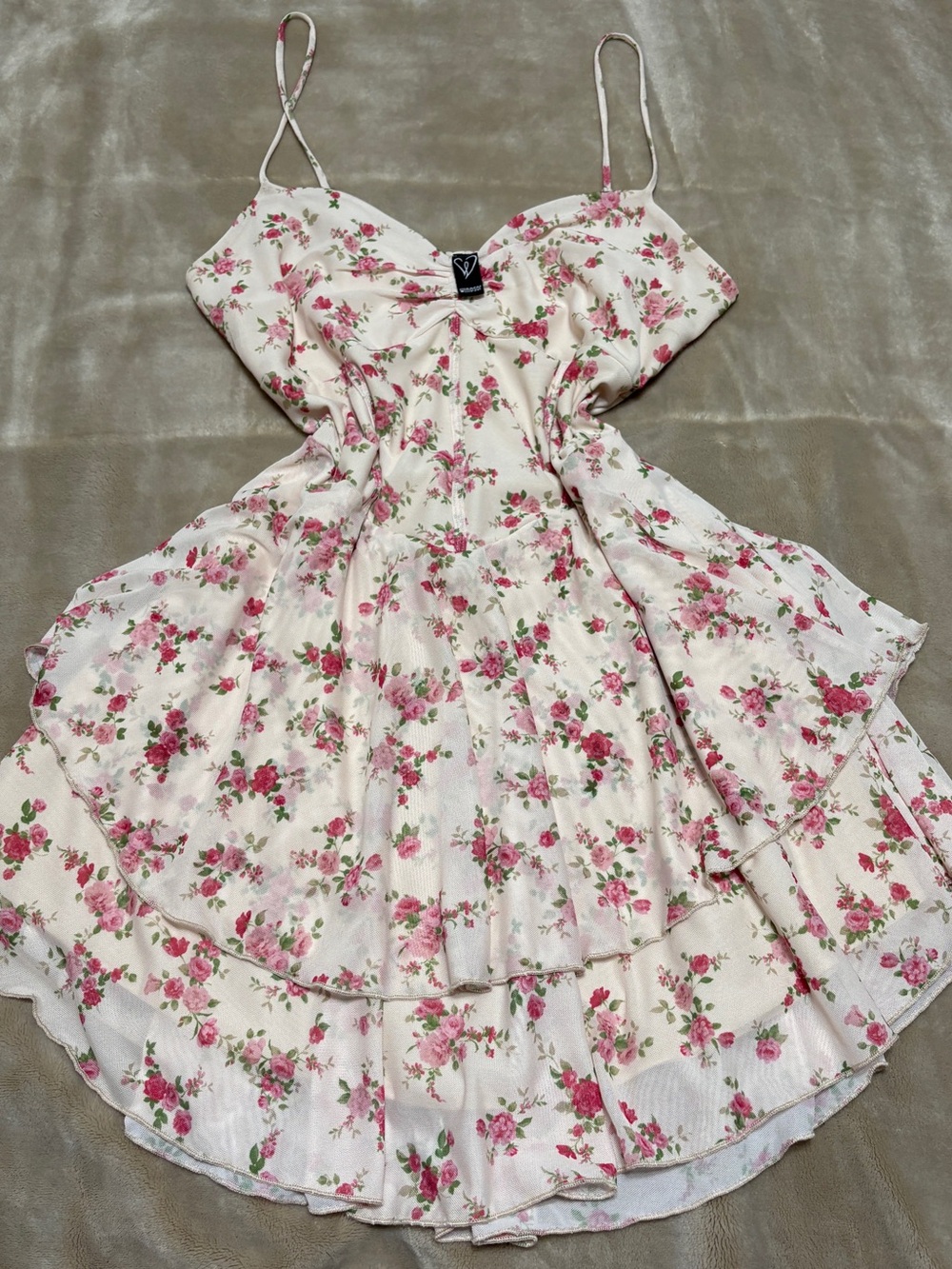 Windsor Floral Ruffle Dress - Size [L]
